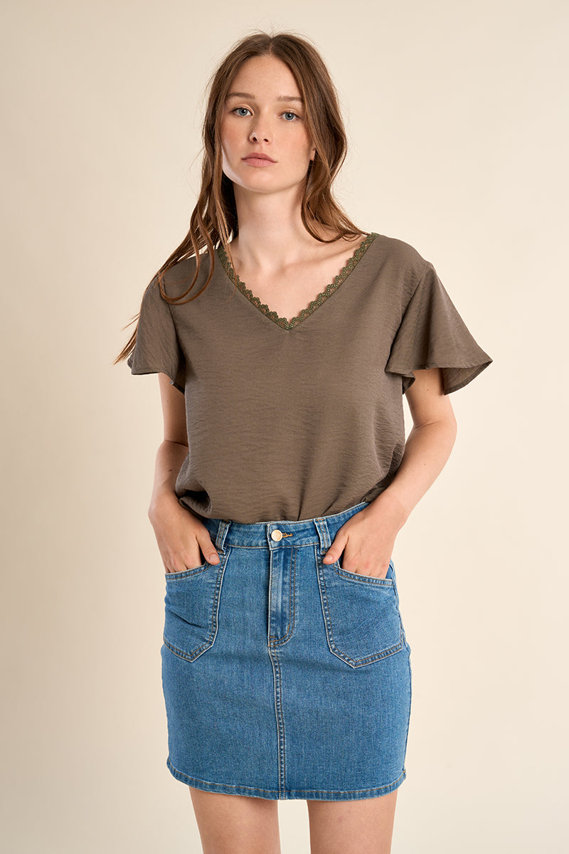 KHAKI