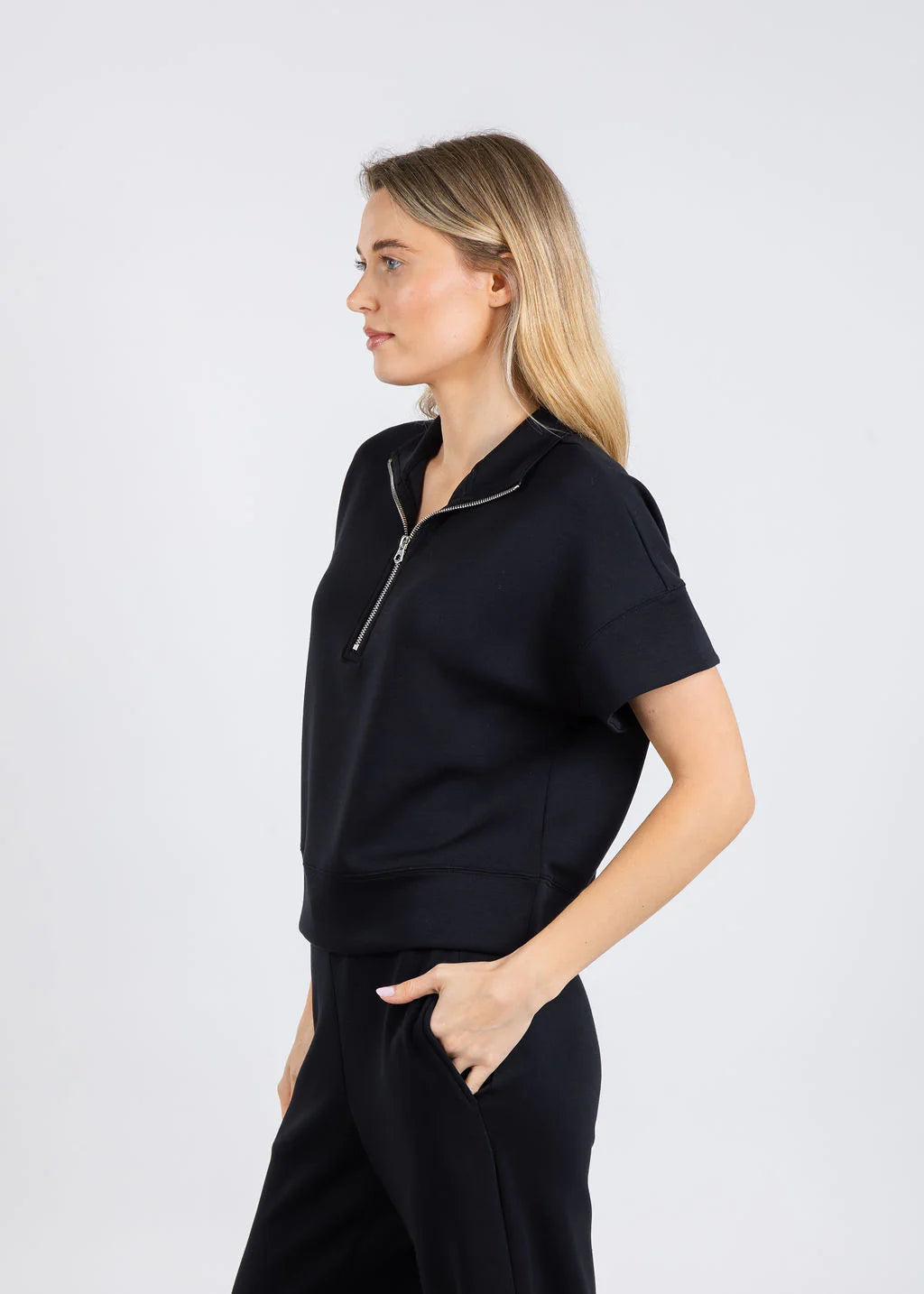 EL Comfort Zone Short Sleeve Top