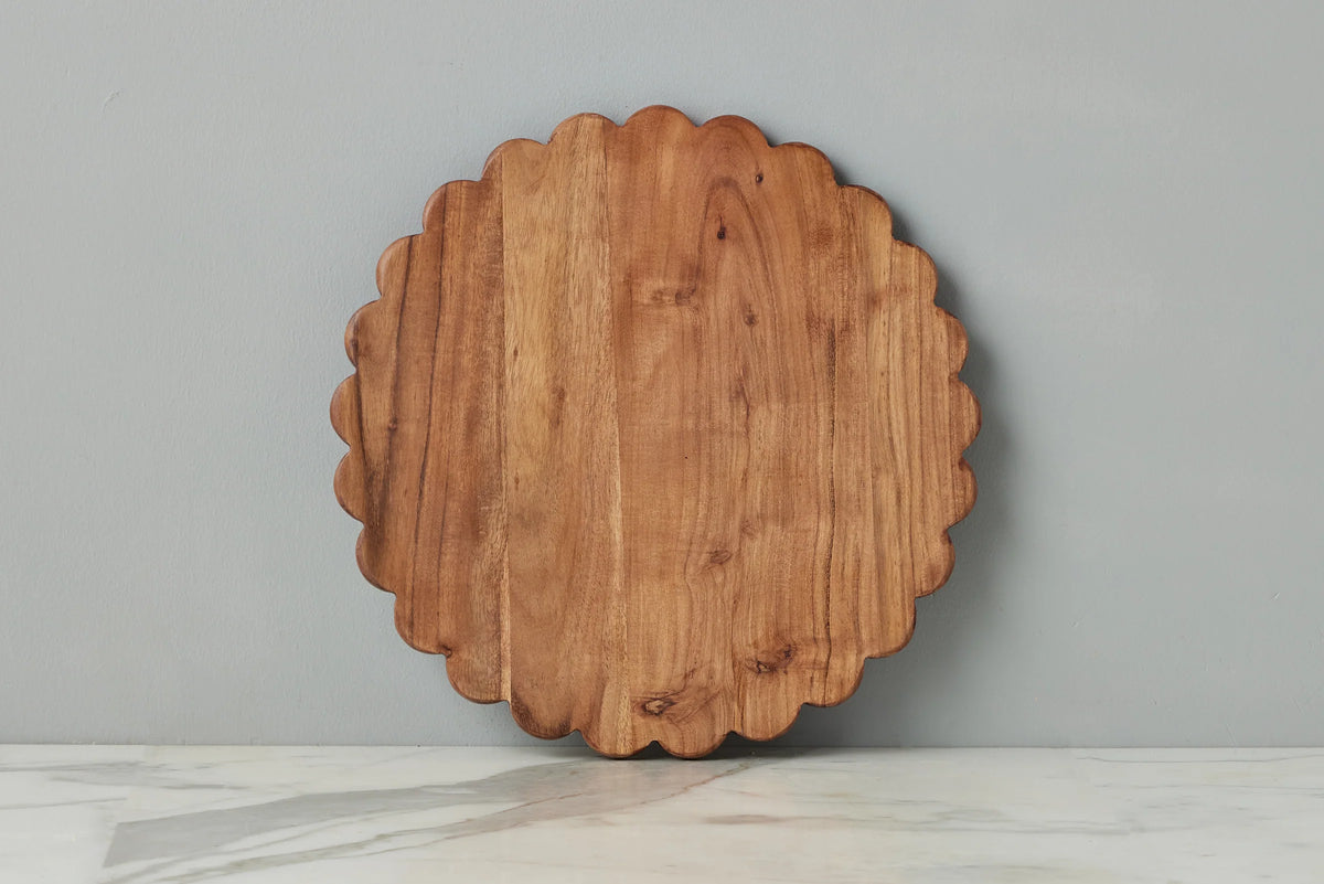 Scalloped Cutting Board Charger, Large Round