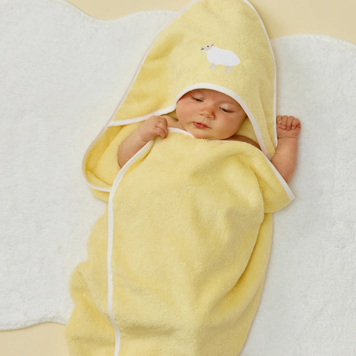 Baby Hooded Towel Sheep