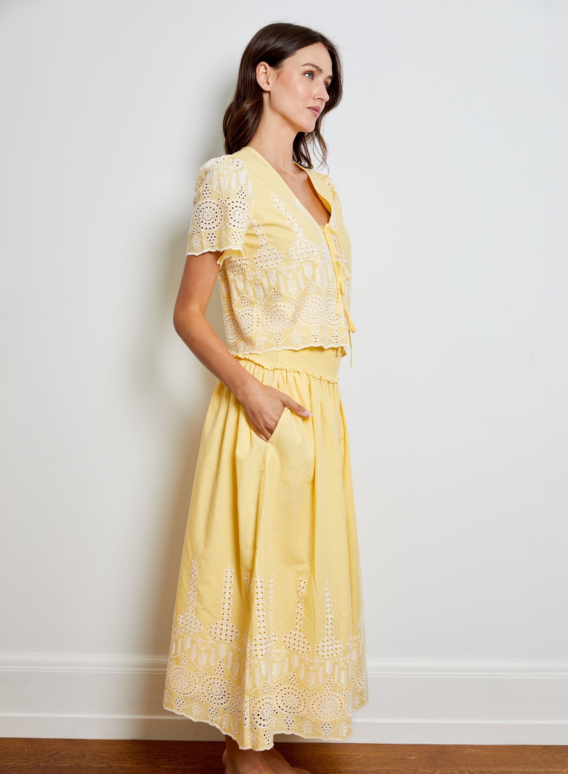 EYELET SKIRT