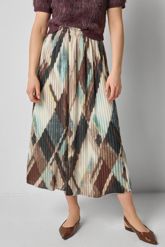 Pleated Maxi Skirt: Cappuccino Plaid