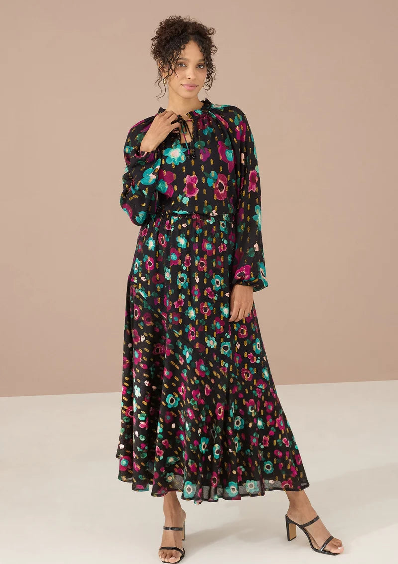 Alivia Ara Skirt Black Holiday Garden