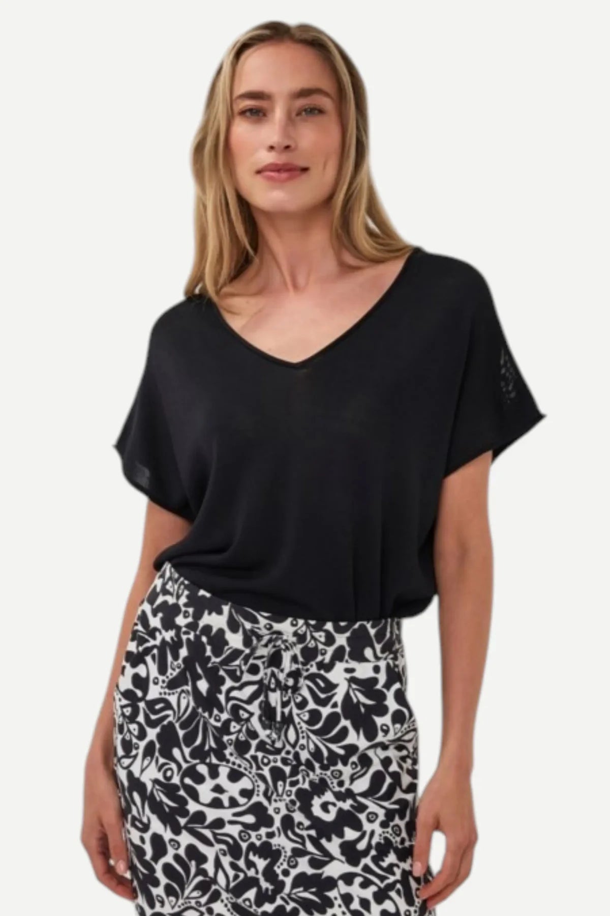 Esqualo Sweater V-Neck, Black