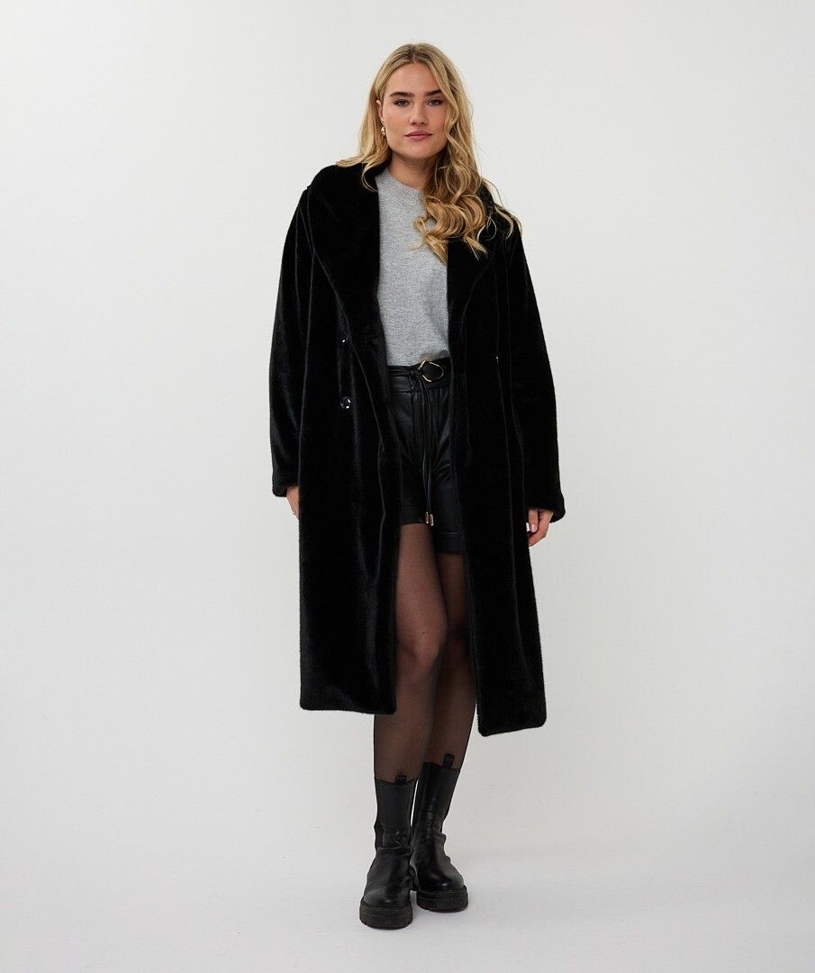 Esqualo Black Coat