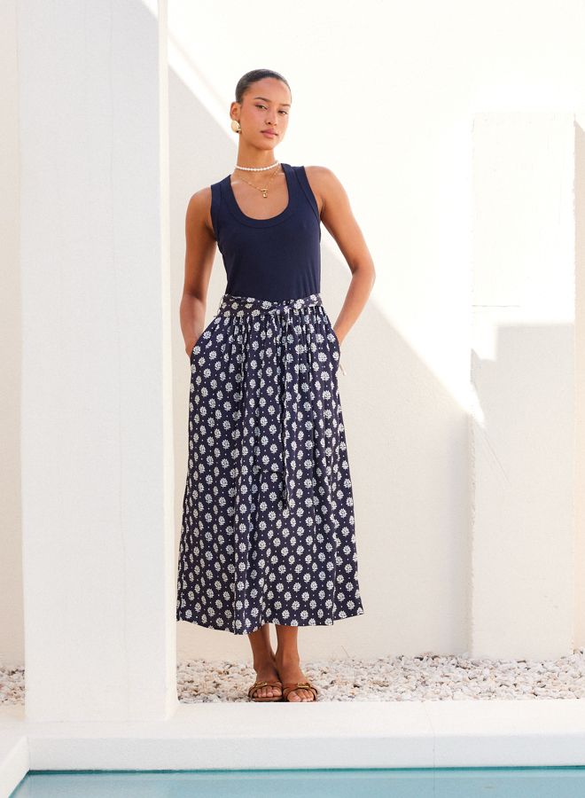 Contrast Belted Midi Dress
