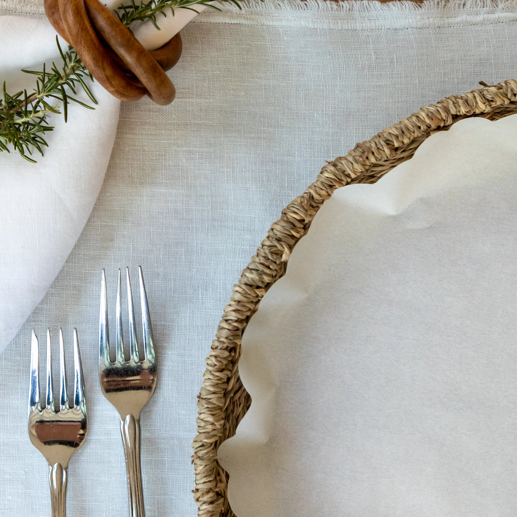 "Classic White" preformed plate liners