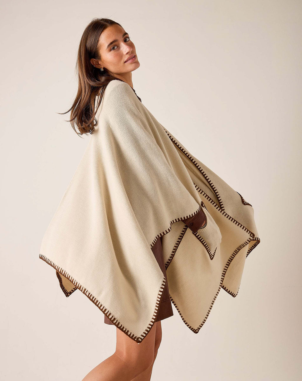 Whipstitch Travel Wrap - Cream/Bronze